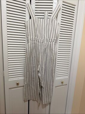 Ann Taylor Striped Sleeveless Romper in Cream & Navy